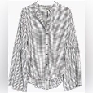 Madewell bell-sleeve button-down shirt, size XS
